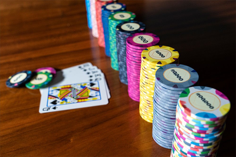 BBO Poker Tables - Classic Casino Poker Chips - Elite Man Cave