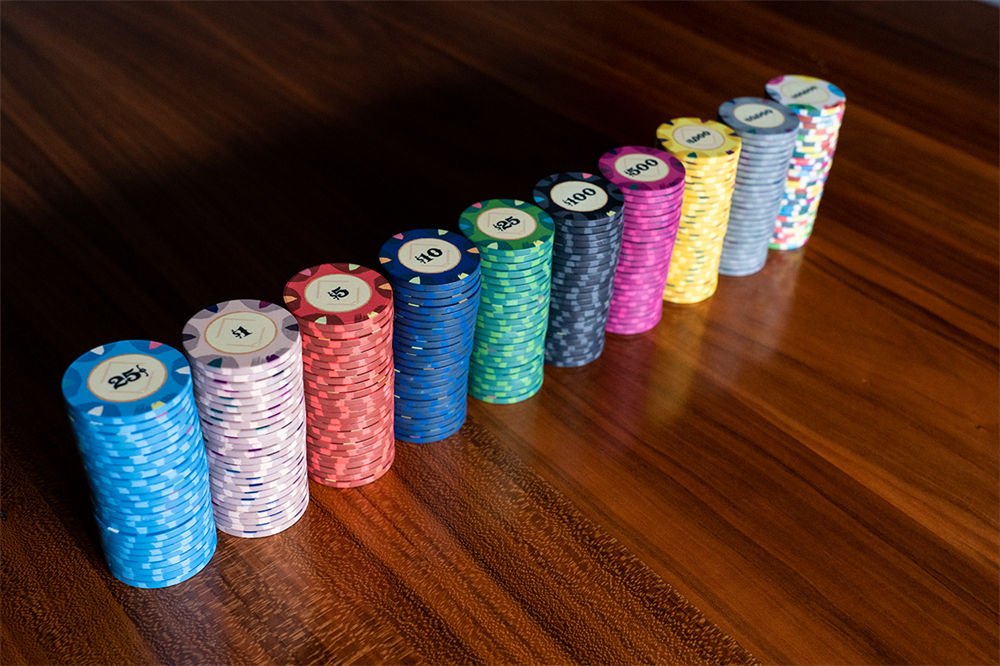 BBO Poker Tables - Classic Casino Poker Chips - Elite Man Cave